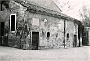 foto del 1942 la casetta che ospitava la ruota dell'idroforo che serviva a portare acqua dal canale Alicorno verso l'Orto Botanico (Oscar Mario Zatta) 2